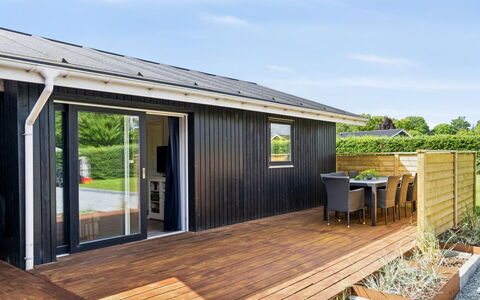 Nora - 100M from the Sea: Meubles, Design Intérieur, Sol, Bois, Sol, Plafond, Parquet, Chaise, Table, Éclairage