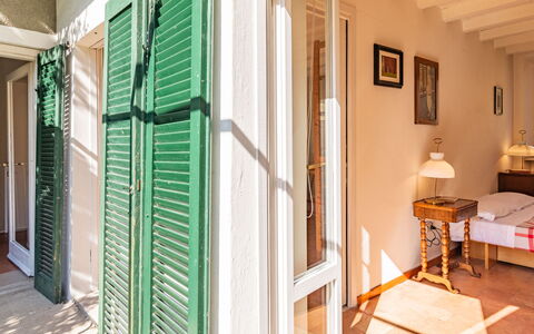 Casa Dell'Architetto: Ciel, Propriété, Meubles, Bâtiment, Table, Design Intérieur, Ombre, Plante, Loisir, Condominium