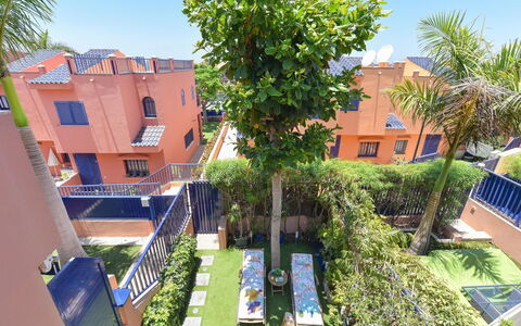 Duplex Meloneras Bahia Aa153: L'Eau, Ciel, Piscine, Arbre, Bleu Azur, Mobilier De Jardin, Balancelle, Loisir, Ombre, Arecales