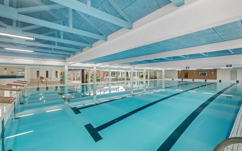 Alvy - 100M to the Fjord: Plafond, Sol, Design Intérieur, Sol, Composite, Meubles, Recours, Hôtel, Conception, Daylighting