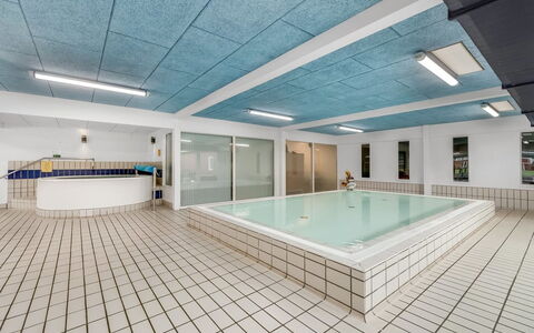 Alvy - 100M to the Fjord: Plafond, Sol, Design Intérieur, Sol, Composite, Meubles, Recours, Hôtel, Conception, Daylighting
