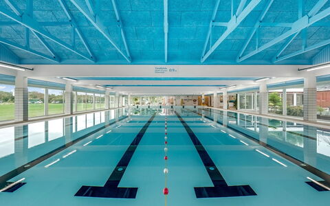 Alvy - 100M to the Fjord: Plafond, Sol, Design Intérieur, Sol, Composite, Meubles, Recours, Hôtel, Conception, Daylighting