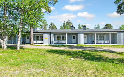 Saariseläntie 8 D 5: Voie Navigable, Banque, Cours D'Eau, Lac, Chalet, Forêt, Canal, Réservoir, Cabane En Rondins