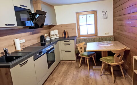 Logement:&nbsp;Althaus 1 700.3