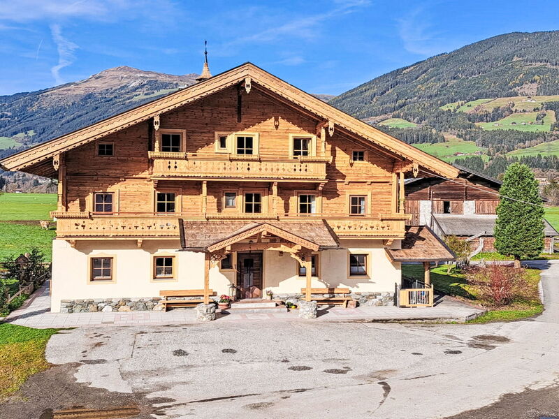 Neukirchen am Großvenediger 700