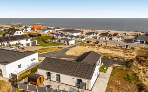 Unge - 75M from the Sea: Chalet, Cabanon, Cabane, Ferme, Prairie, Cabane, Grange, Cabane En Rondins, Batiments Jardin
