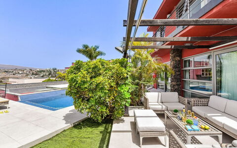 Salobre Villa 6: Piscine, Domicile, Recours, Appartement, Jardin, Biens, Aménagement Paysager, Ombre, Mobilier De Jardin, Balcon