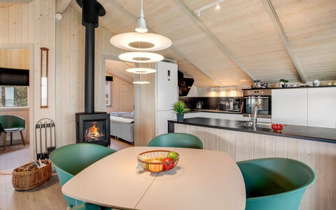 Holmwith - 50M from the Sea: Plafond, Sol, Design Intérieur, Sol, Composite, Meubles, Recours, Hôtel, Conception, Daylighting