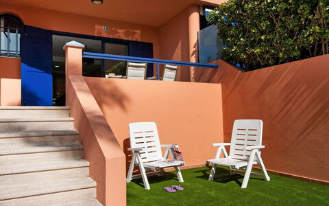 Bungalow in Meloneras Hh28: L'Eau, Bâtiment, Propriété, Ciel, Plante, Arbre, Fenêtre, Loisir, Design Urbain, Piscine