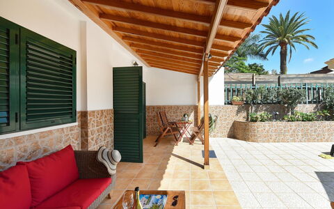 Bungalow Sonnenland Los Tinos Ii 45: L'Eau, Plante, Bâtiment, Ciel, Propriété, Bleu Azur, La Nature, Arbre, Piscine, Bleu