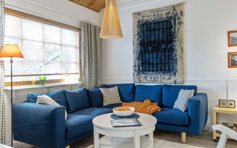 Sinitaivas: Bois, Neige, L'Hiver, Chalet, Gelé, Domicile, Cabane En Rondins, Mélèze, Siding