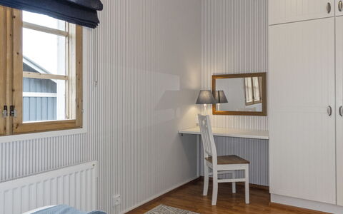 Sinitaivas: Bois, Neige, L'Hiver, Chalet, Gelé, Domicile, Cabane En Rondins, Mélèze, Siding