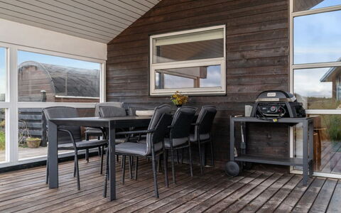 Bruni - 400M from the Sea: Plafond, Sol, Design Intérieur, Sol, Composite, Meubles, Recours, Hôtel, Conception, Daylighting
