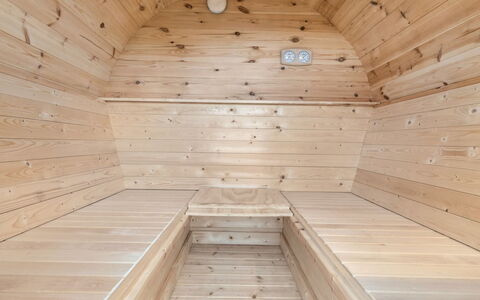 Bruni - 400M from the Sea: Plafond, Sol, Design Intérieur, Sol, Composite, Meubles, Recours, Hôtel, Conception, Daylighting