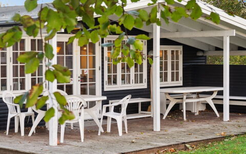 Rami - 2Km from the Sea: Bois, Toit, Architecture, Domicile, Maison, Chalet, Siding, Dur, Pente, Biens