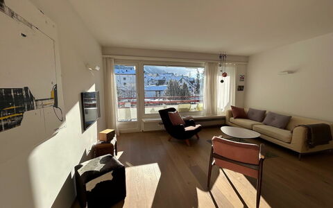 Allod 102: Meubles, Design Intérieur, Sol, Sol, Bois, Plafond, Pièce, Appartement, Salon, Domicile