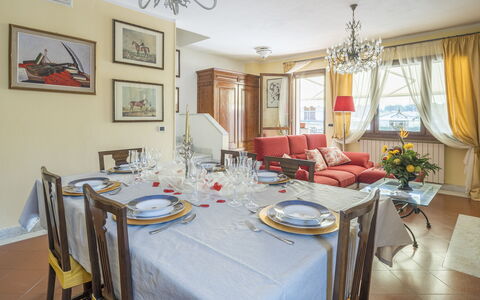 La Bouganville, Forte Dei Marmi, Private Garden, W: Meubles, Design Intérieur, Sol, Table, Plafond, Chaise, Pièce, Salle À Manger, Sol, Table Cuisine Et Salle A Manger