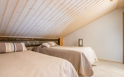 Nilikuru e 12: Sol, Sol, Design Intérieur, Bois, Plafond, Chambre, Meubles, Parquet, Lit, Pièce