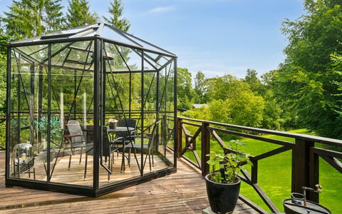 Vesa - 2.4Km from the Sea: Jardin, Belvédère, Structure En Plein Air, Métal, Batiments Jardin, Pavillon, Ombre, Conception, Matériau Naturel, Eco Hôtel