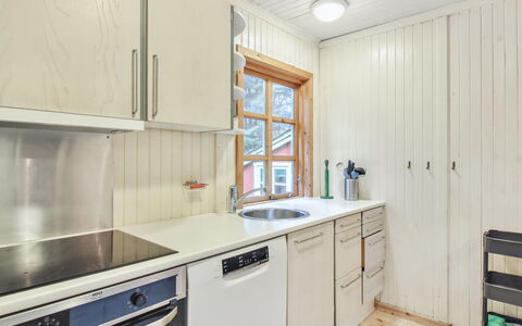 Muriel - 1.1Km from the Sea: Bois, Cuisine, Principaux Appliance, Appareil De Cuisine, Sol, Design Intérieur, Cabinetry, Plafond, Sol, Comptoir