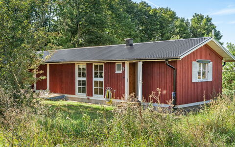 Solhaga: Plante, Ciel, Bâtiment, Fenêtre, Paysage Naturel, Bois, Arbre, Maison, Herbe, Chalet
