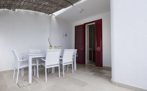 Torre Vado 650: Nuage, Ciel, Plante, Bâtiment, Fenêtre, Maison, Lot Terre, Arbre, Herbe, Chalet