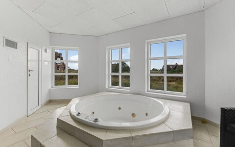 Axeline - 300M from the Sea: Plafond, Baignoire, Sol, Design Intérieur, Sol, Luminaire Plomberie, Salle De Bains, Conception, Plomberie