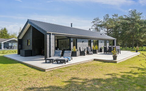 Skakke - 900M from the Sea: Plafond, Sol, Design Intérieur, Sol, Composite, Meubles, Recours, Hôtel, Conception, Daylighting