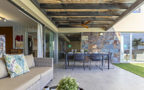 Tipo 3 Dormitorios: Meubles, Sol, Sol, Design Intérieur, Bois, Canapé, Chaise, Plafond, Table, Salon