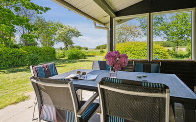 Benthe - 200M from the Sea