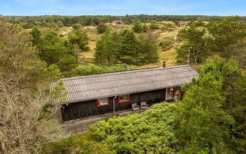Vemund - 300M from the Sea: Herbe, Prairie, Lot Terre, Chalet, Zone Rurale, Prairie, Batiments Jardin, Jardin, Cabanon