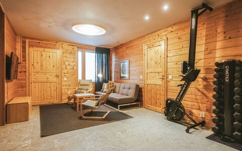 Uuvana: Bois, Neige, L'Hiver, Chalet, Gelé, Domicile, Cabane En Rondins, Mélèze, Siding