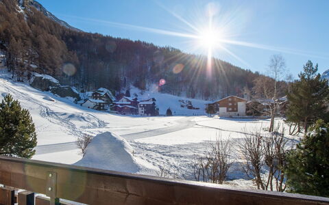 Haus Azur: Neige, L'Hiver, Montagnes Relief, Montagne, Maison, Terrain, Géologique Phénomène, Chaîne De Montagnes, Station De Montagne, Gelé