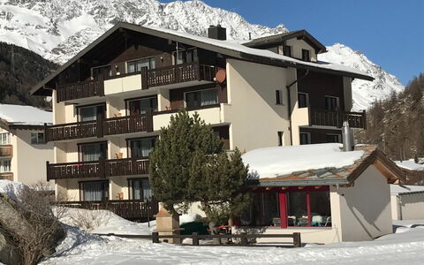Haus Azur: Chaîne De Montagnes, Neige, Alpes, Station De Montagne, L'Hiver, Vallée, Gelé, Glacial Relief, Crête, Sommet