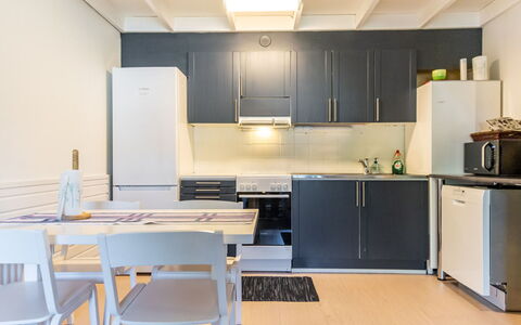Teerenpesue G 61: Meubles, Sol, Design Intérieur, Principaux Appliance, Cuisine, Appareil De Cuisine, Sol, Bois, Plafond, Comptoir