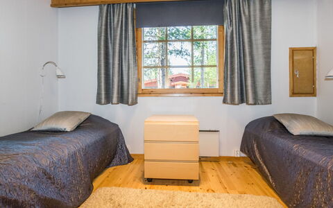Soidinaukia a 11: Bois, Sol, Sol, Design Intérieur, Plafond, Pièce, Chambre, Appartement, Lit, Tache De Bois