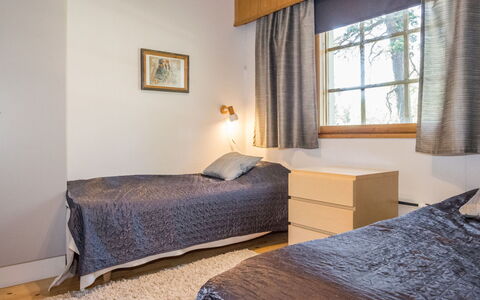 Soidinaukia a 11: Bois, Meubles, Design Intérieur, Sol, Sol, Lit, Plafond, Chambre, Pièce, Appartement