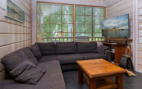 Anttoora 3: Bois, Sol, Meubles, Design Intérieur, Plafond, Sol, Canapé, Domicile, Pièce, Salon