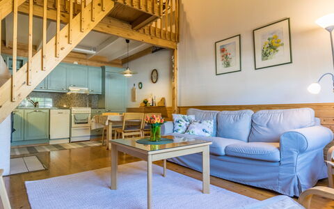 Teerenpesue G 60: Meubles, Design Intérieur, Sol, Sol, Bois, Pièce, Plafond, Canapé, Salon, Appartement