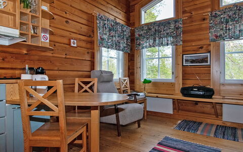 Pikku-Veke: Bois, Maison, Neige, Chalet, Domicile, L'Hiver, Toit, Gelé, Siding, Pente