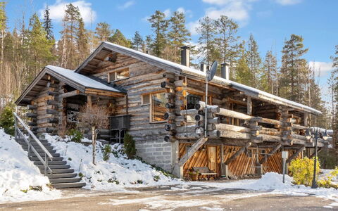 Sallanhelmi B1: Zone Rurale, Station De Montagne, Village, Chaîne De Montagnes, Vallée, Village De Montagne, Alpes, Eco Hôtel, Balcon, Hôtel