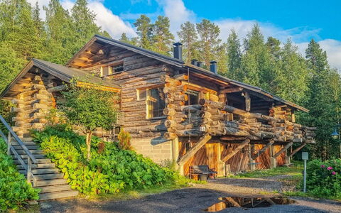 Sallanhelmi B1: Bois, Chalet, Cabane En Rondins, Lumber, Matériau Naturel, Dur, Eco Hôtel, Planche, Mélèze