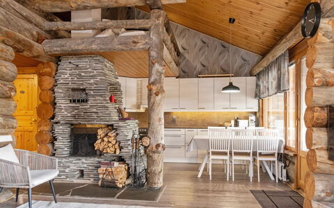 Sallanhelmi B1: Zone Rurale, Station De Montagne, Village, Chaîne De Montagnes, Vallée, Village De Montagne, Alpes, Eco Hôtel, Balcon, Hôtel