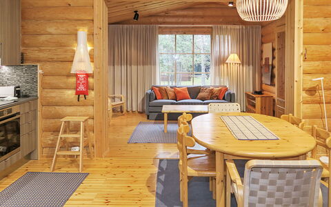 Pikku-Tieva: Bois, Maison, Neige, Chalet, Domicile, L'Hiver, Toit, Gelé, Siding, Pente