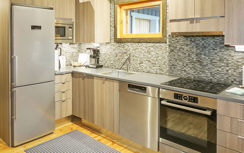 Pikku-Tieva: Bois, Maison, Neige, Chalet, Domicile, L'Hiver, Toit, Gelé, Siding, Pente