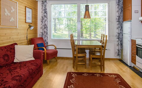Outapailakka J 6: Voie Navigable, Banque, Cours D'Eau, Lac, Chalet, Forêt, Canal, Réservoir, Cabane En Rondins