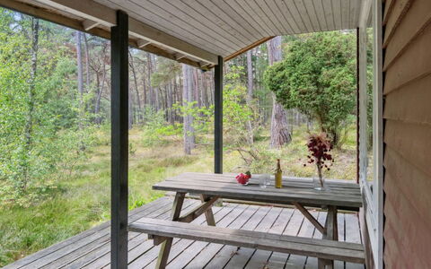 Vasil - 1.2Km from the Sea: Bois, Toit, Architecture, Domicile, Maison, Chalet, Siding, Dur, Pente, Biens