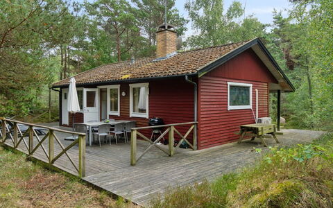 Vasil - 1.2Km from the Sea: Bois, Toit, Architecture, Domicile, Maison, Chalet, Siding, Dur, Pente, Biens