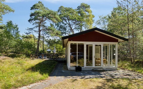 Fredsine - 1.2Km from the Sea: Bois, Toit, Architecture, Domicile, Maison, Chalet, Siding, Dur, Pente, Biens