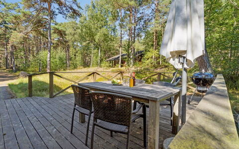 Fredsine - 1.2Km from the Sea: Bois, Toit, Architecture, Domicile, Maison, Chalet, Siding, Dur, Pente, Biens